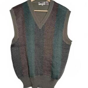Vintage NWT Gray Honors Men's V-Neck Sweater Vest